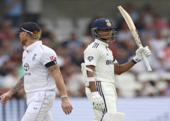 India Take Charge at Headingley: Jaiswal’s Century and Gill’s Composed Leadership Set the Tone