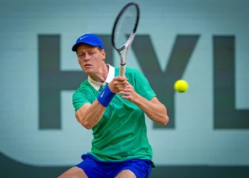 Sinner’s Halle Hiccup: World No. 1 Stunned by Bublik, Sends Heartfelt Message to Fans