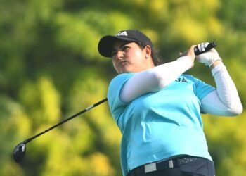 Amandeep Drall shoots 8-under 64 to take lead in Czech Ladies Open, good start for Hitaashee