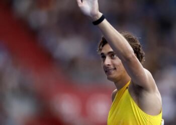 Duplantis Reigns Supreme in Ostrava; Holloway Upset Again