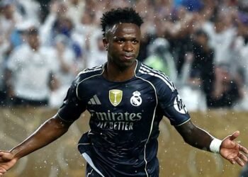 Vinicius dazzles as Real Madrid ease past Salzburg into Club World Cup round of 16