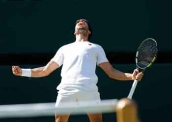Wimbledon 2025 Semi-Finals: Carlos Alcaraz Defeats Taylor Fritz to Reach Third Consecutive SW19 Final