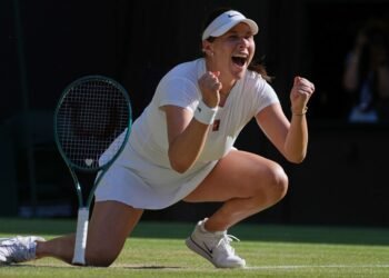 Anisimova Reaches First Wimbledon Final After Thrilling Win Over Sabalenka
