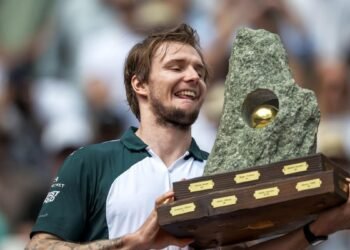 Alexander Bublik Claims Second Straight Title in Kitzbühel