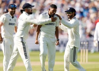 India Stumble Early in Chase of 193 as Shubman Gill Falls; 4Wickets Down on Day 4 of 3rd Test vs England