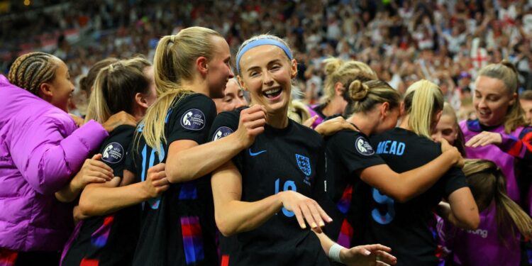 England beat Italy in extra time to reach Women’s Euro 2025 final