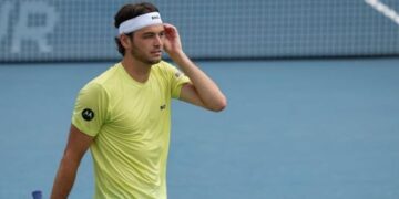 Top Seeds Advance at DC Open: Fritz Dominates, Medvedev Grinds Out Win