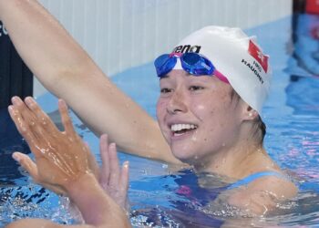 Siobhan Haughey Withdraws from World Aquatics Championships with Back Injury