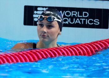 Summer McIntosh Dominates 400m Freestyle as Australia Sweeps Relay Golds
