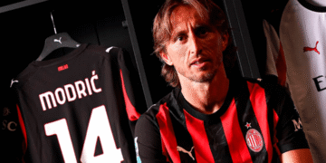 Legendary Midfielder Luka Modric Completes Move to AC Milan