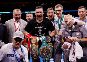 Oleksandr Usyk Knocks Out Daniel Dubois to Reclaim Undisputed Heavyweight Crown