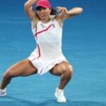 Swiatek Advances to Cincinnati Open Fourth Round After Kostyuk Withdrawal