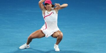 Swiatek Advances to Cincinnati Open Fourth Round After Kostyuk Withdrawal