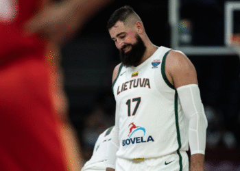 Valančiūnas Dominates Early as Lithuania Cruises to Second EuroBasket Victory