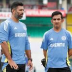 afg1v0p8_abhishek-nayar-gautam-gambhir_625x300_02_January_25