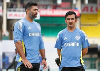  Abhishek Nayar Calls KKR His “Family” After Exit From Indian Team