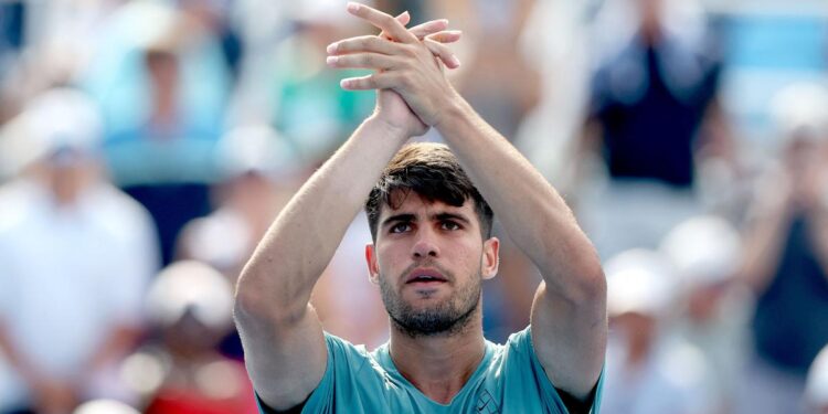 Alcaraz Battles, Zverev and Shelton Advance at Cincinnati Open