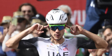 Juan Ayuso Soloes to Stage Seven Victory as Torstein Traen Retains Vuelta Lead