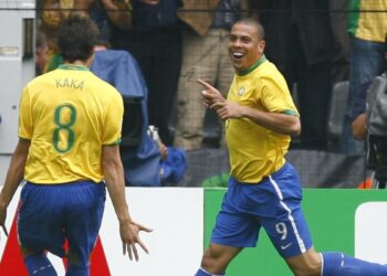 Football Icons Kaka and Ronaldo Nazario Electrify Esports World Cup with EA Sports FC Showdown