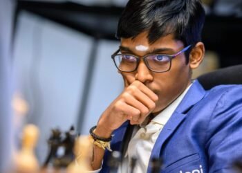 Praggnanandhaa Claims Joint Lead at Sinquefield Cup with Victory Over Firouzja