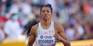 Gianna Woodruff breaks own national record in 400m hurdles semis