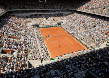 Roland Garros To Stick With Line Judges For 2026 Season
