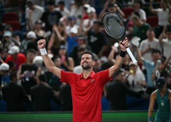 Djokovic Survives Bergs to Make Shanghai Masters History