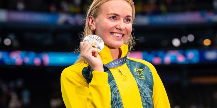 Ariarne Titmus Retires at 25, Shocking the Swimming World