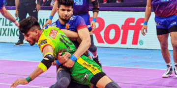 Championship-ready Dabang Delhi K.C. face resurgent Patna Pirates in Match 105 of PKL 12