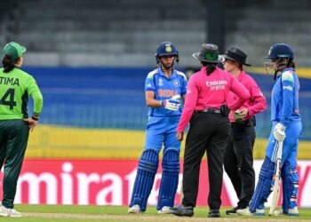 Kranti Gaud Shines as Pakistan Stumbles Early in Women’s World Cup Clash
