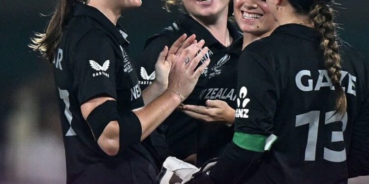 New Zealand Finally Fire As Devine, Halliday Inspire First World Cup Win Over Bangladesh