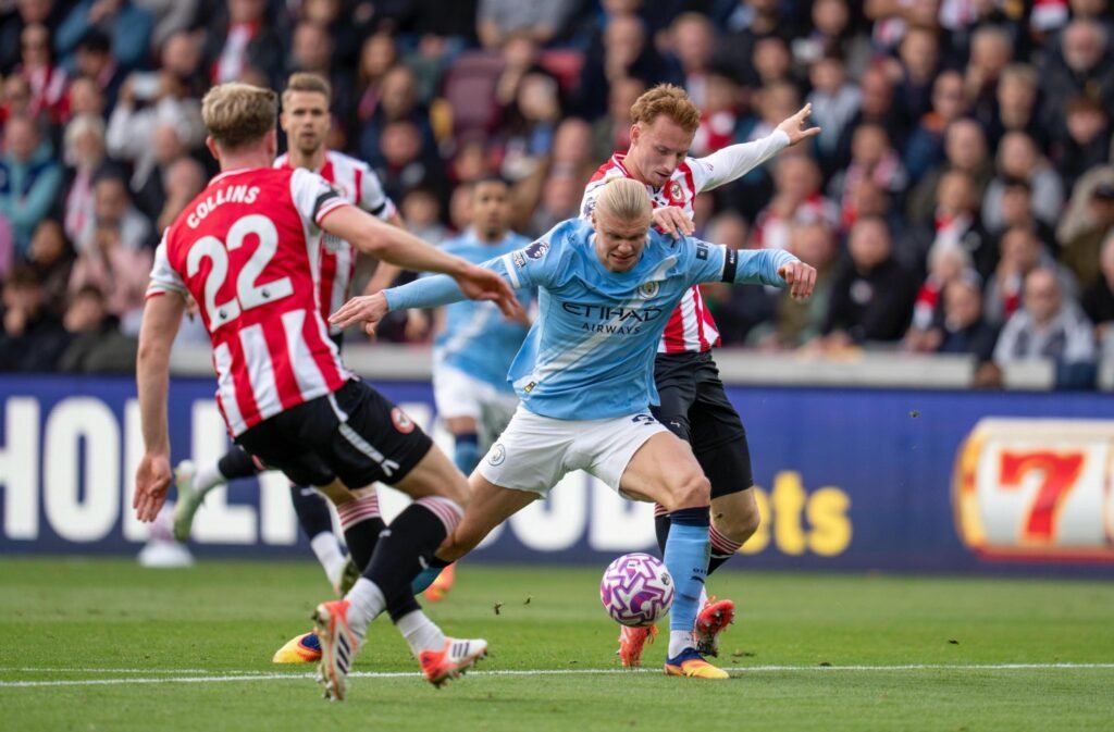 Erling Haaland is the highest scorer in Premier League 2025/26