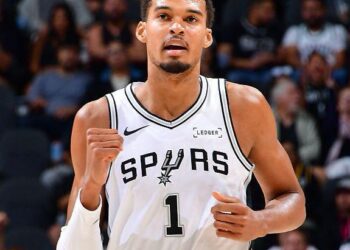 Wembanyama Leads Unbeaten Spurs To Perfect Four-Game Start