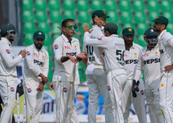 Pakistan end South Africa’s 10-Test winning run