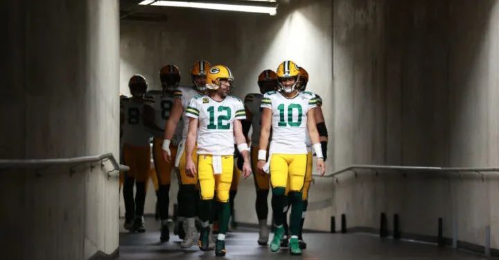 Packers Spoil Rodgers Reunion as NFL Contenders Take Charge
