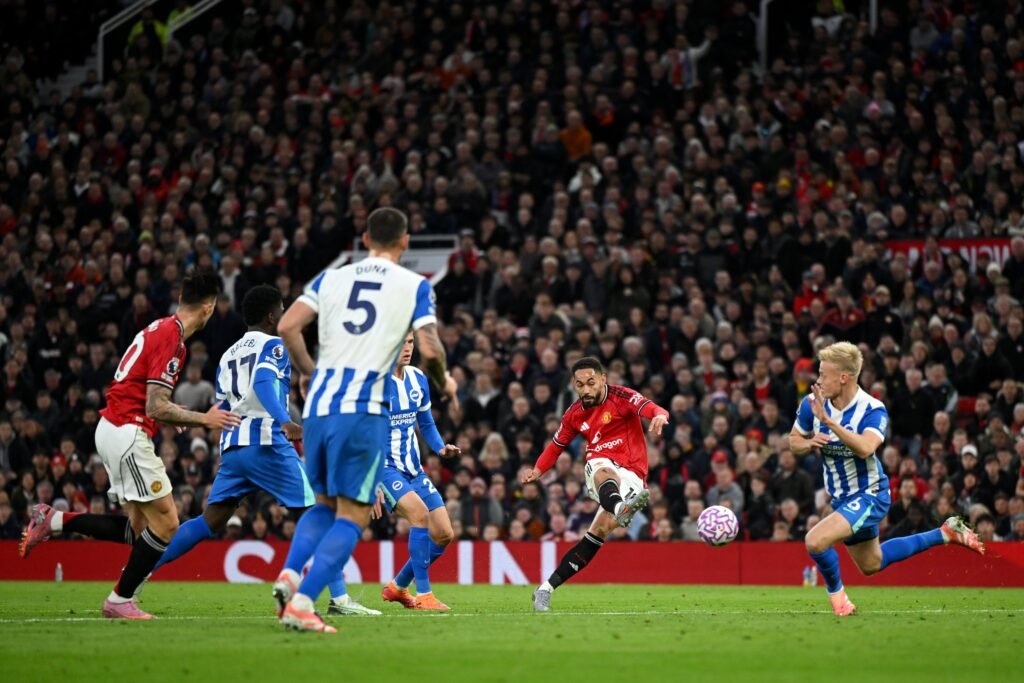Manchester United beat Brighton 4-2
