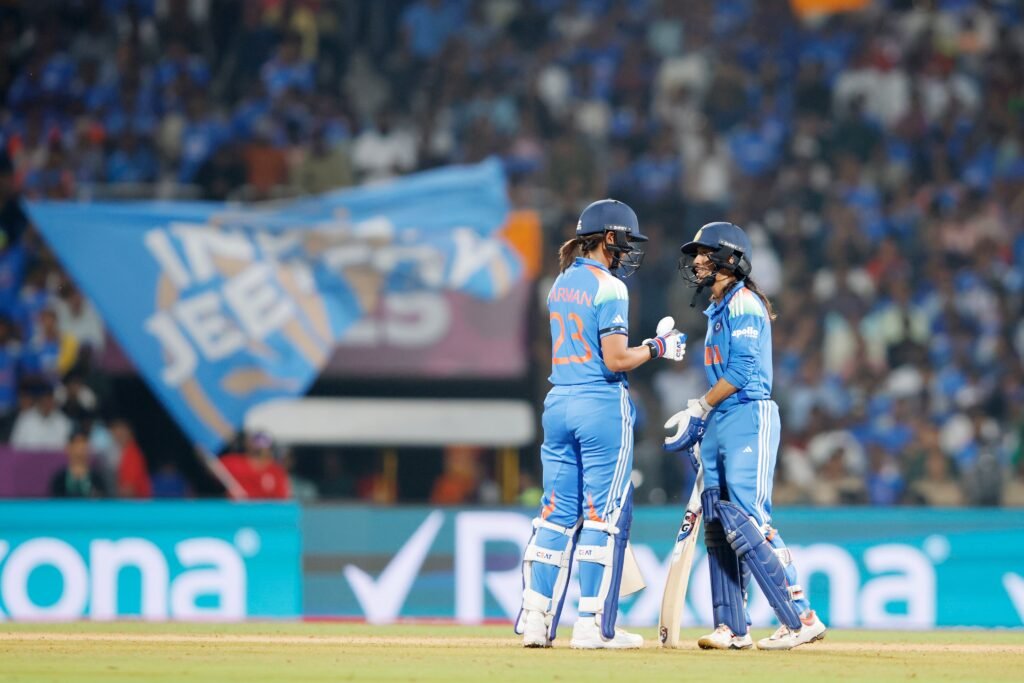 India beat Australia by 5 wickets