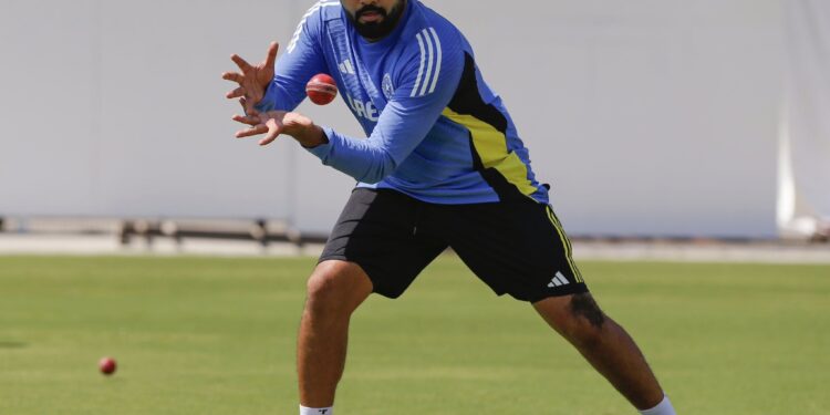 Rohit Sharma Trains at Shivaji Park Ahead of Australia Tour