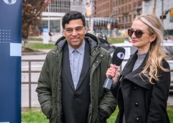 Vishy Anand Reflects On Kasparov Clash: “Proud Of My Fight, Even In Defeat”
