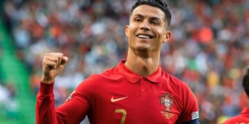 Cristiano Ronaldo Becomes Soccer’s First Billionaire Player