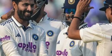 India vs South Africa 1st Test Day 2: Spinners Take Charge as Proteas Stumble in Kolkata