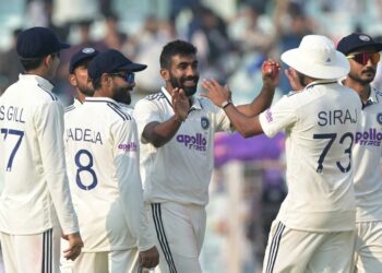 Bumrah Strikes Before Tea as South Africa Reach 82/1 in Guwahati