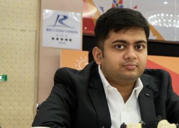 Diptayan Ghosh Upsets Ian Nepomniachtchi; Harikrishna Advances to Round 3 at FIDE World Cup 2025