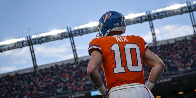 Mid-Season Turns Unpredictable in 2025 NFL