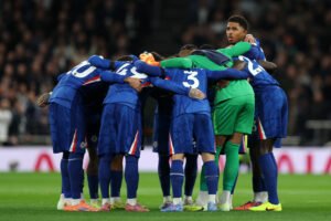 Chelsea beat Tottenham 1-0