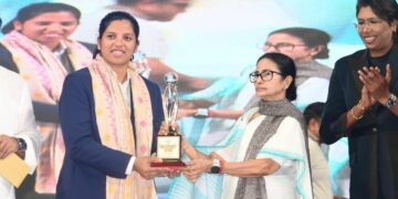 Richa Ghosh Honoured With Cash Reward And Stadium Named After Her After World Cup Triumph