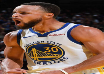 Curry outshines Wembanyama as Warriors edge Spurs