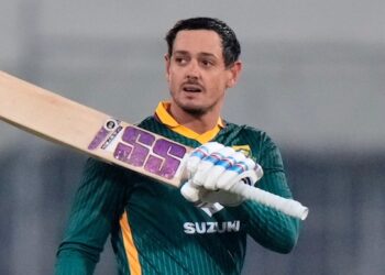 Quinton de Kock slammed a solid 123* versus Pakistan