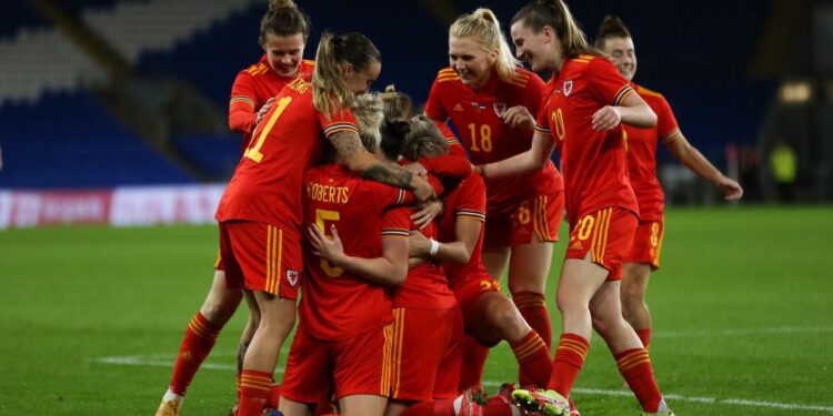 Wales Edge Out Switzerland 3–2 to Break Long Winless Run