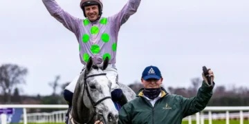 Lossiemouth Dominates December Hurdle to Close Out Grade One Calendar